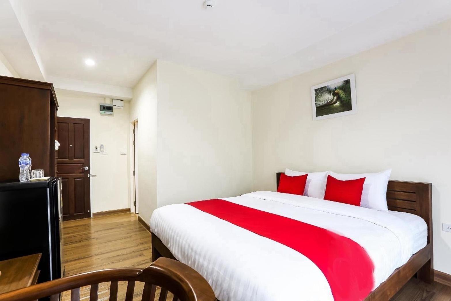 Canary House Rachawong คานารี่ เฮ้าส์ ราชวงศ์ Hotel Chiang Mai